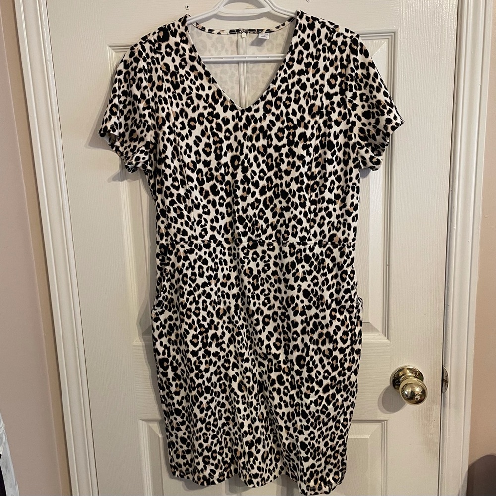 Old Navy Leopard Print Dress